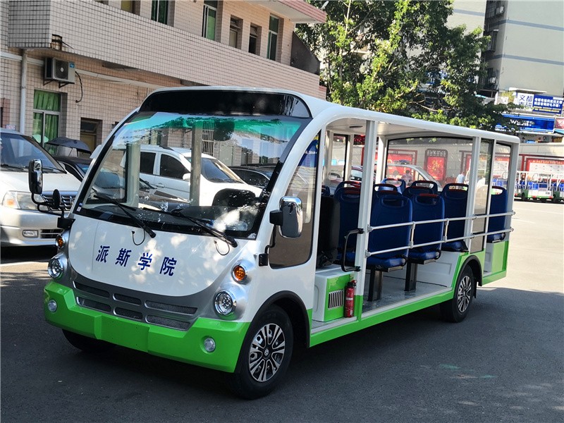 17座燃油观光车